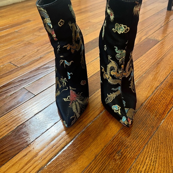 Shoe Dazzle Black Embroidered Heeled Boots - Picture 2 of 4